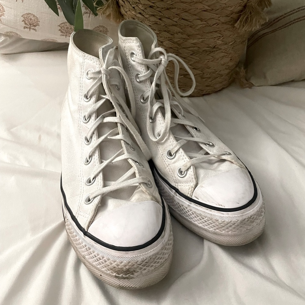 Converse Chuck Taylor High Top Platform Sneakers